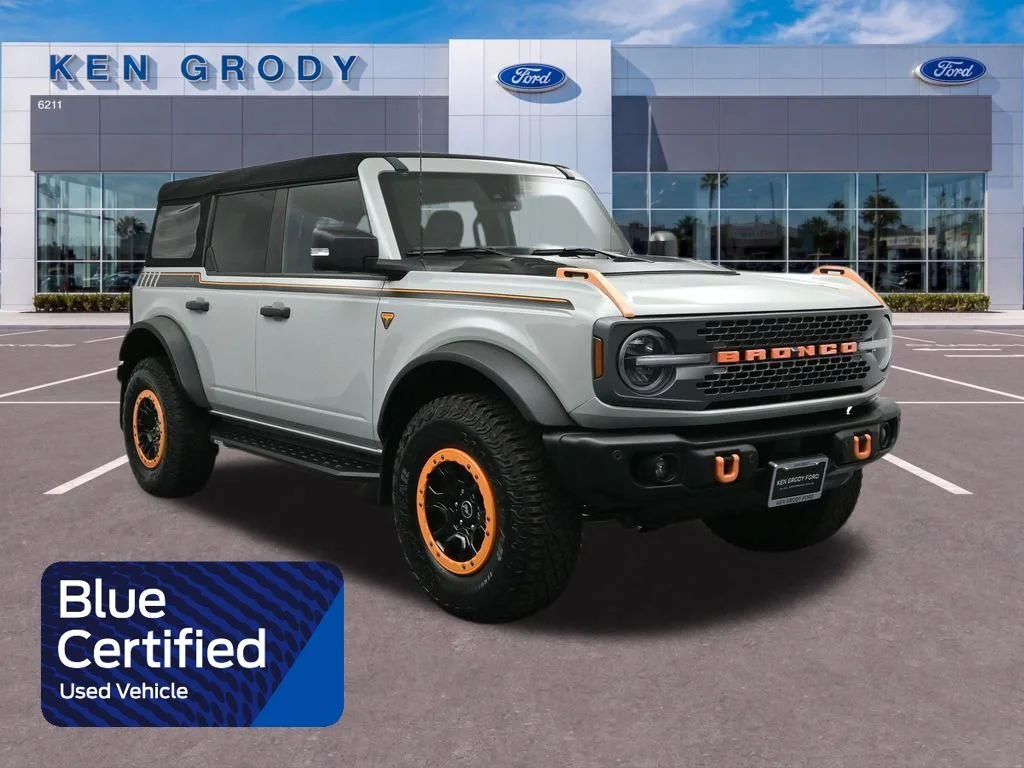 2023 Ford Bronco Badlands 4x4's photo