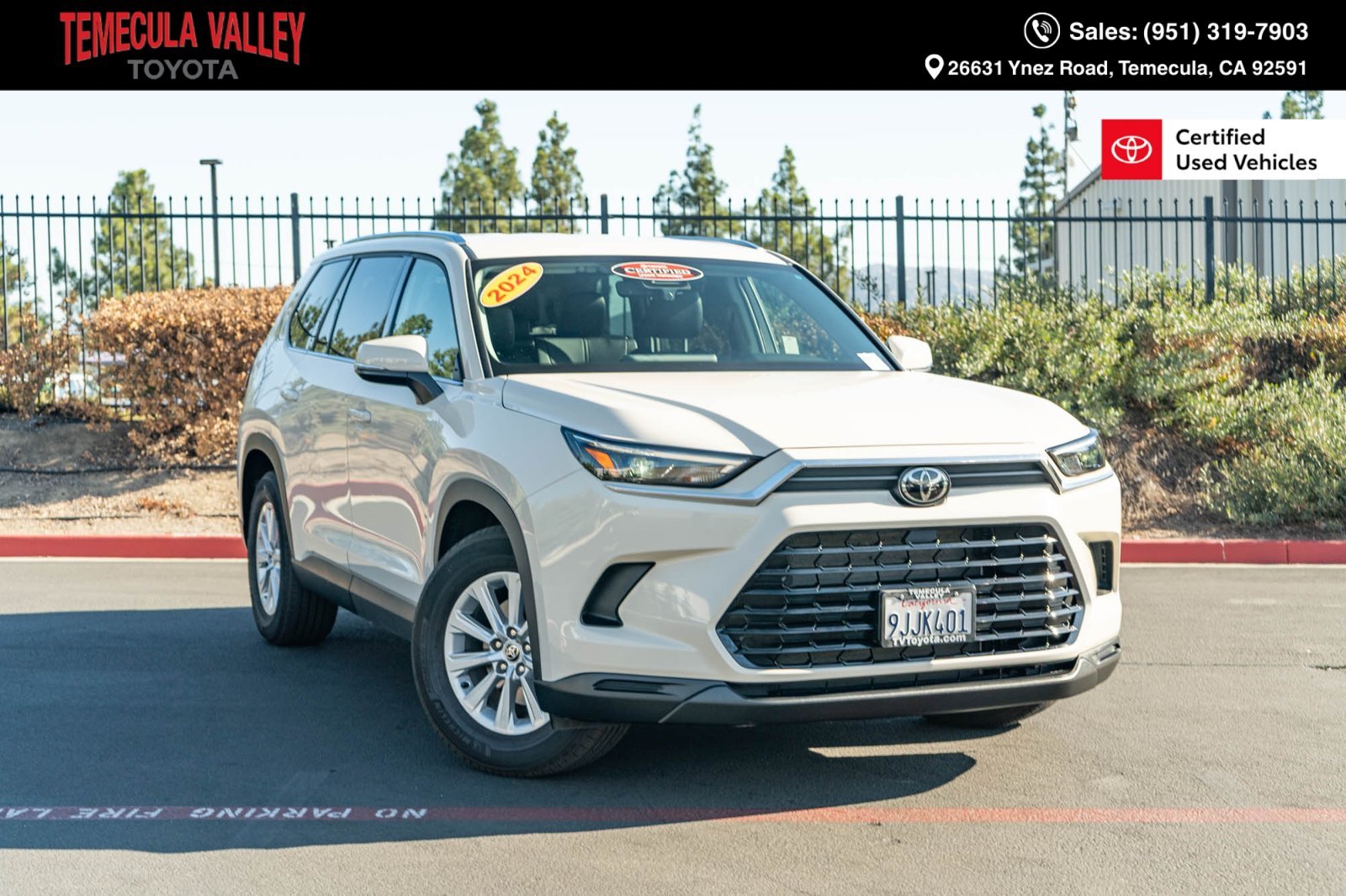 Certified Used 2024 Cream Toyota XLE image 1