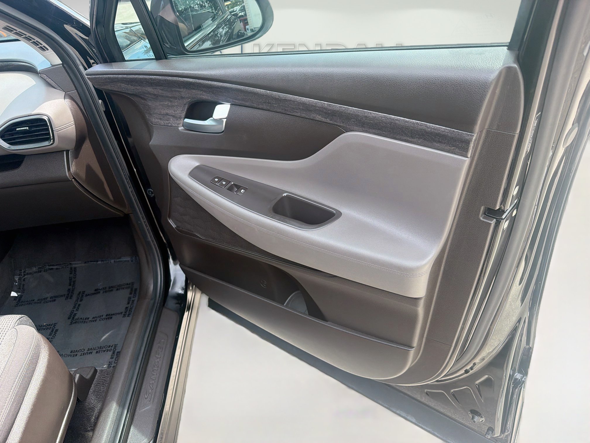Used 2020 Twilight Black Hyundai SE image 31