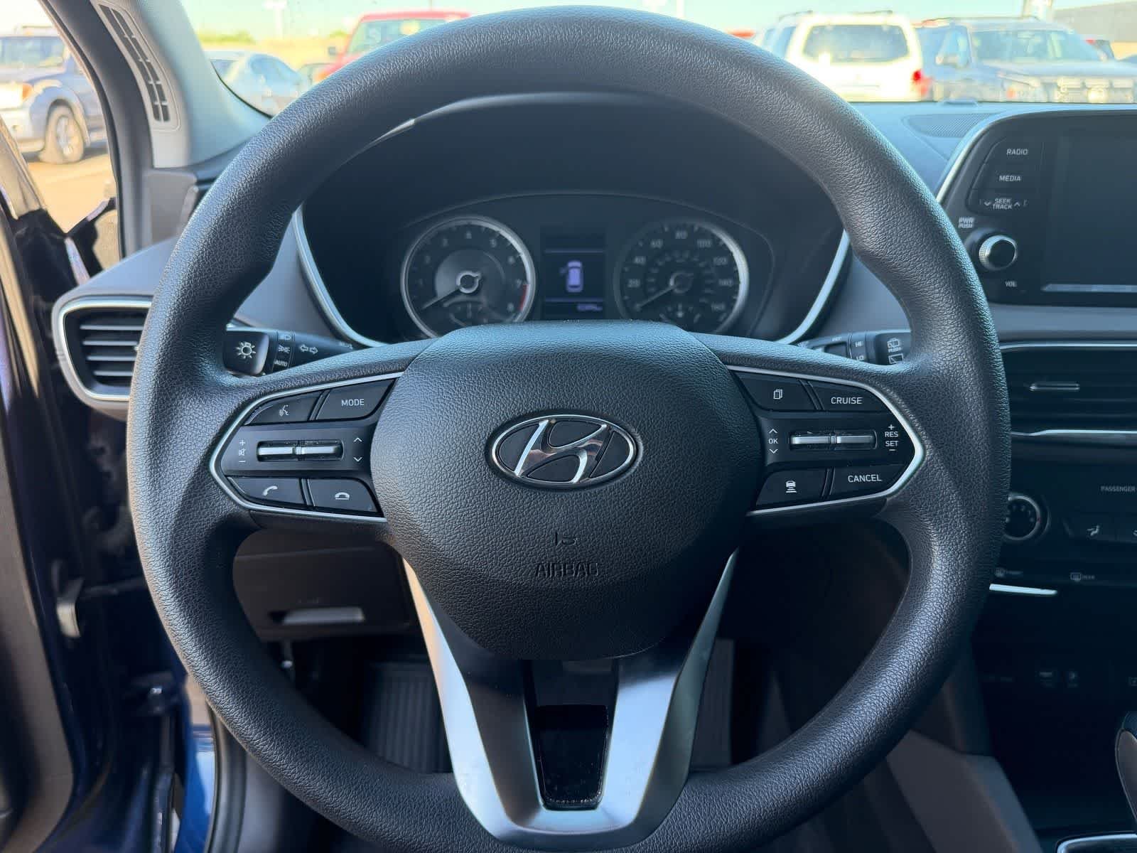 Used 2019 Stormy Sea Hyundai SE image 9