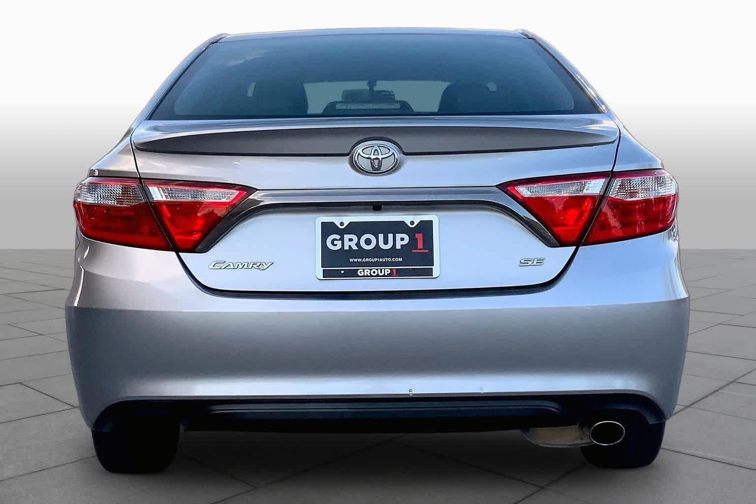 Used 2016 Celestial Silver Metallic Toyota SE image 4