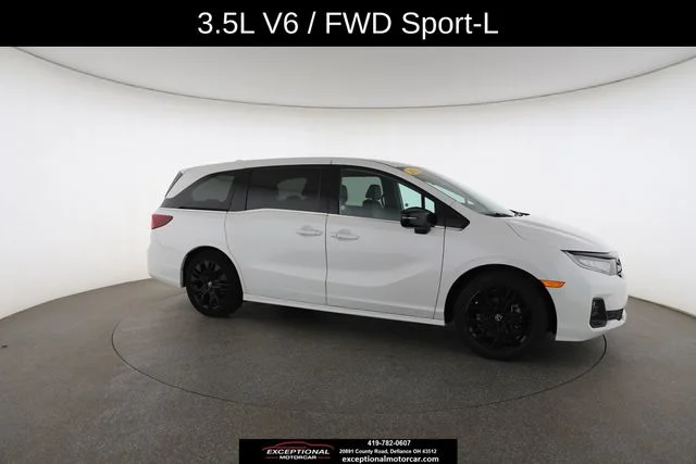 2025 Honda Odyssey Sport L - Photo 25