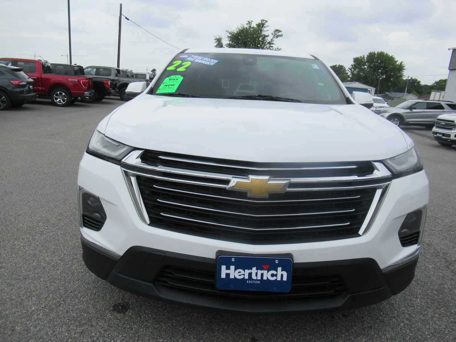 Certified Used 2022 Summit White Chevrolet LT Cloth image 2