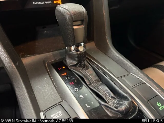 Used 2018  Honda EX image 25