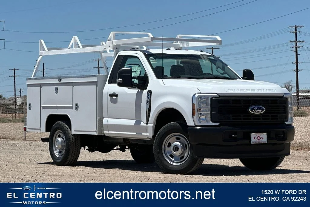 2025 Ford F-350 XLT 4x4 Regular Cab 145-In SRW's photo