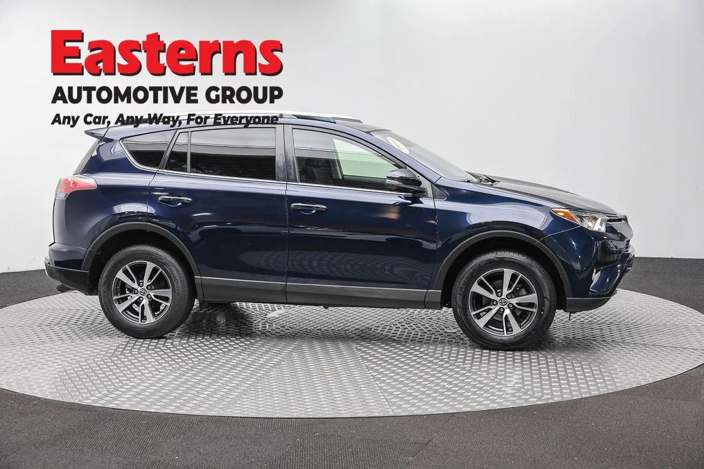 Used 2017 Blue Toyota XLE image 4