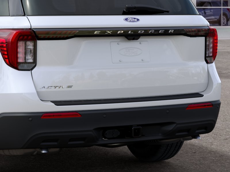 New 2027 Star White Metallic Tri-Coat Ford Active image 46