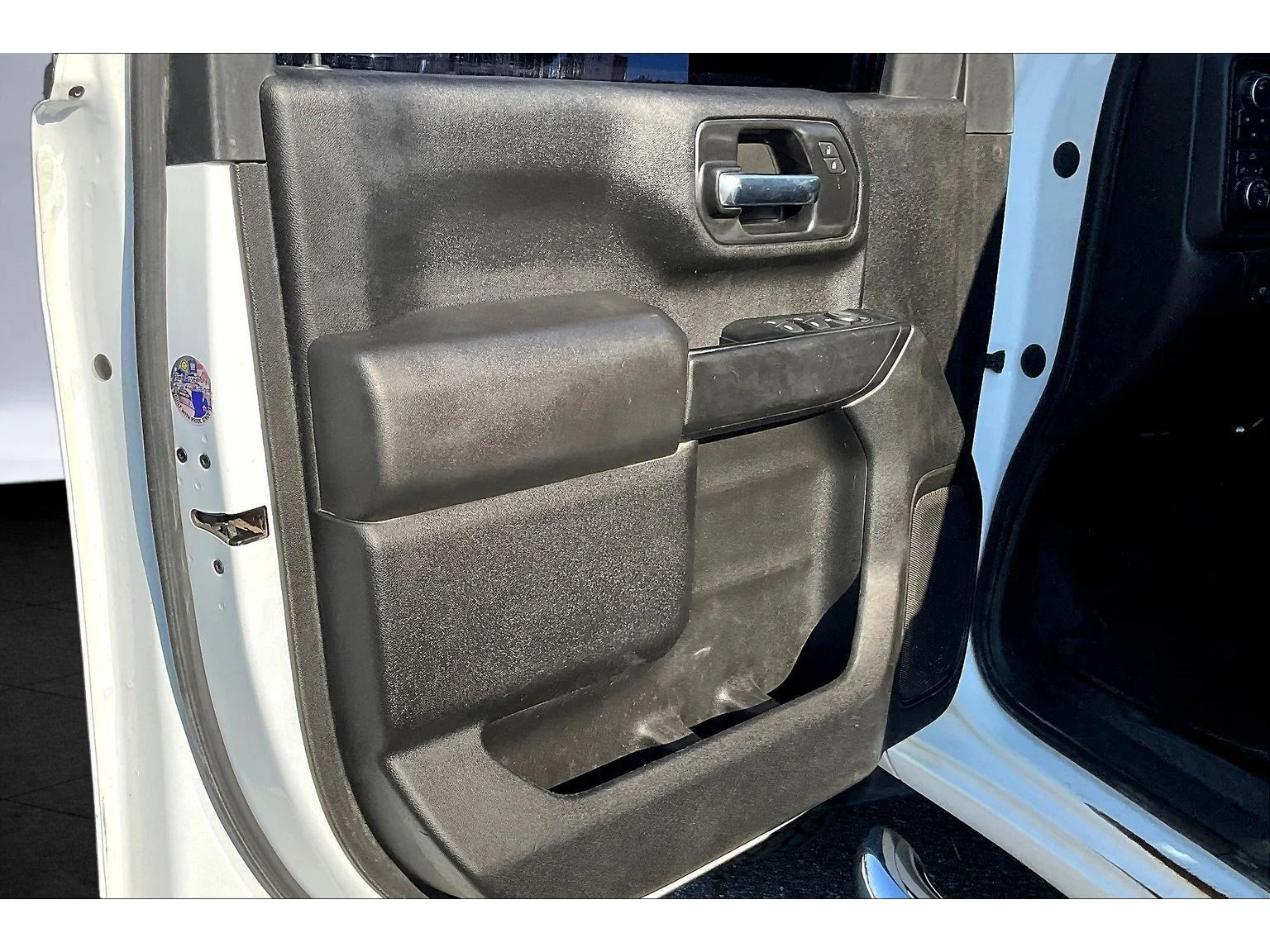 Used 2023 SUMMIT WHITE Chevrolet Custom image 16