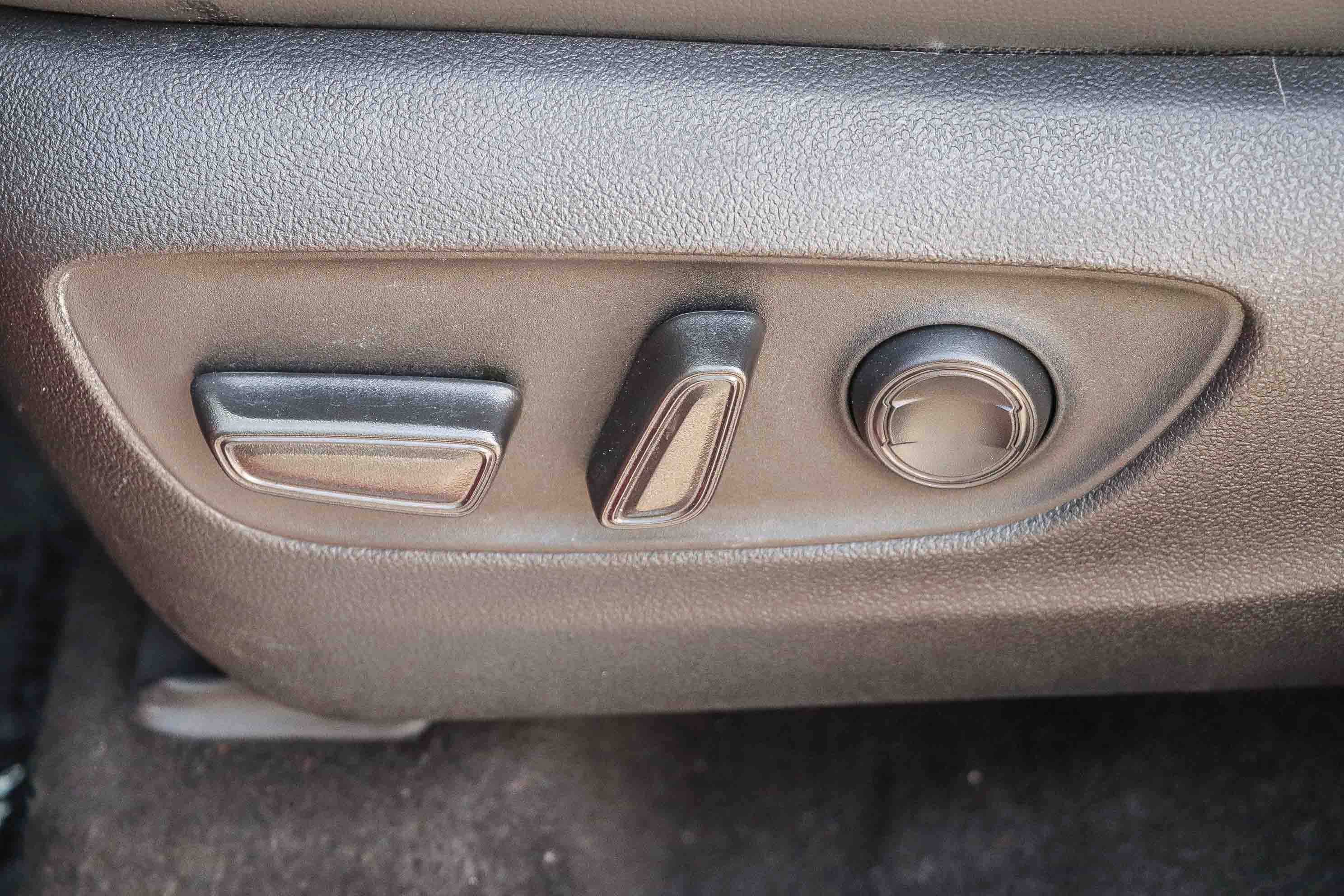 Used 2024 Ruby Flare Pearl Toyota XSE image 21