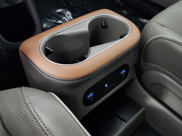 2024 Hyundai IONIQ 5 Disney100 Platinum - Photo 30