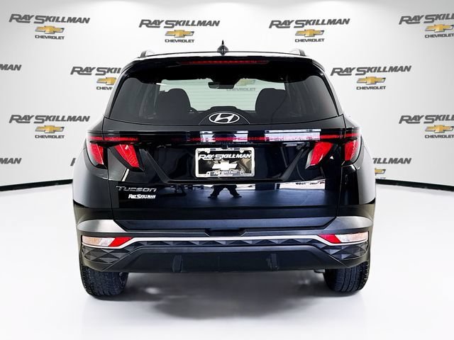 Used 2024 Black Hyundai SEL image 6