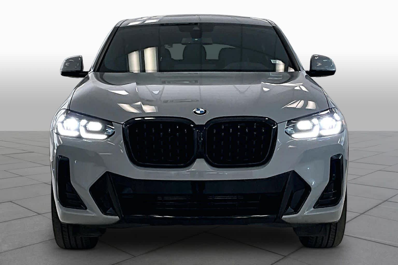 Used 2024 Brooklyn Grey Metallic BMW xDrive30i image 3
