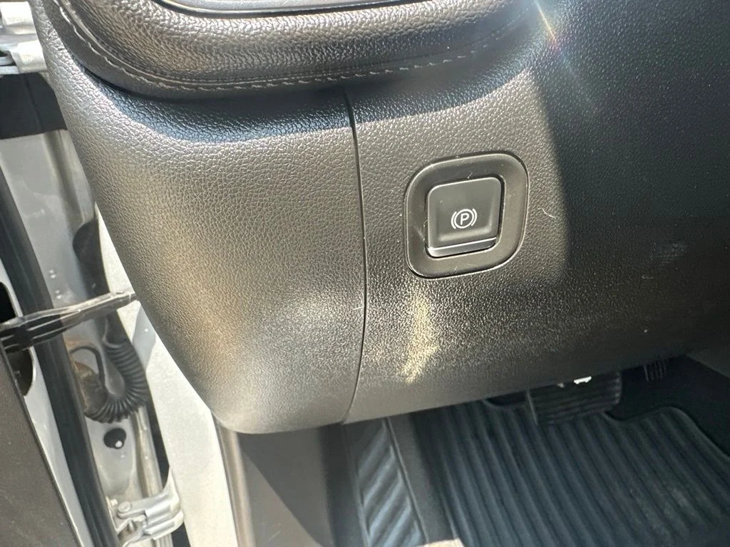 Used 2020 Silver Chevrolet LT image 11