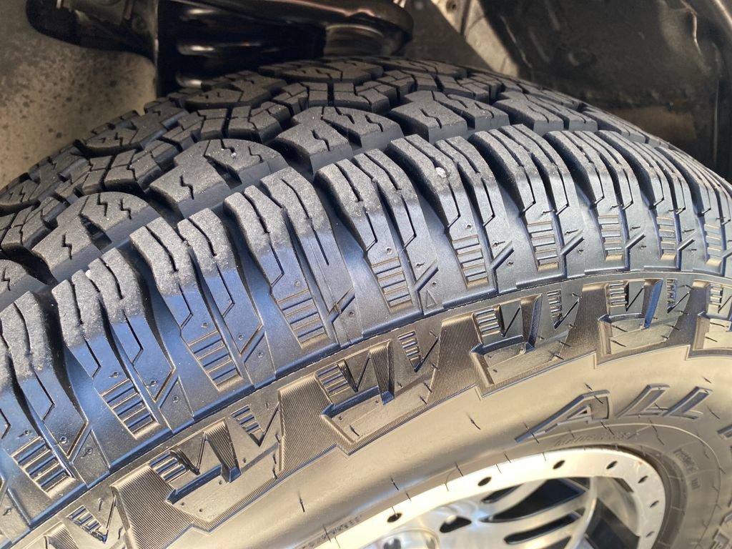 Used 2009 Silver Streak Mica Toyota DBL CAB 4WD LB AT image 25