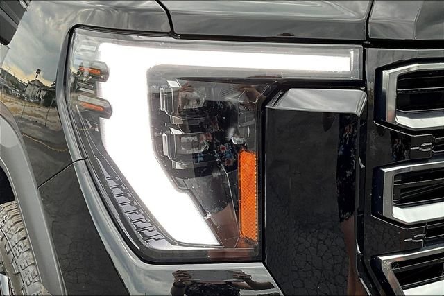 Used 2024 Black GMC AT4 image 33