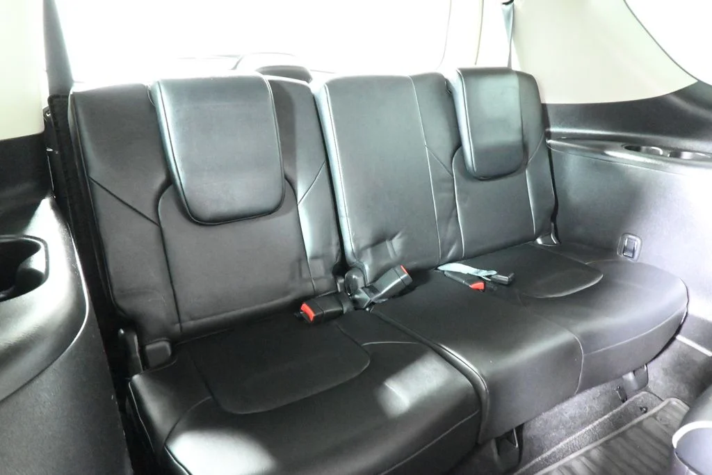 Certified Used 2023 Gray INFINITI Premium Select image 37