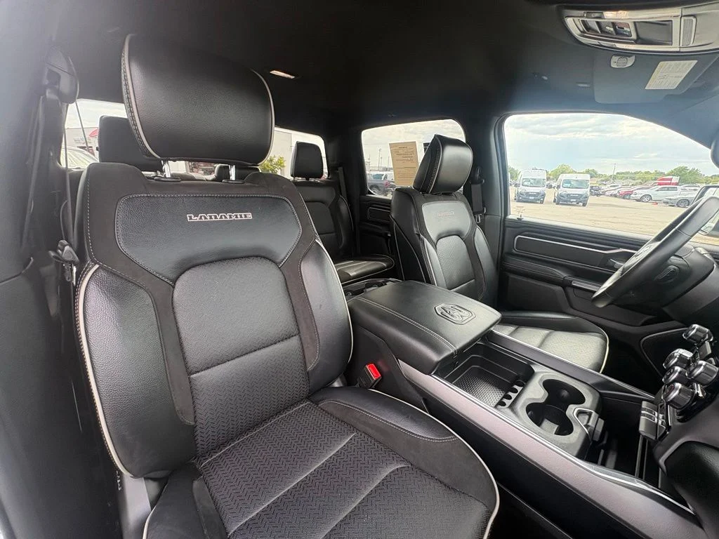 Used 2024 White Ram Laramie image 28