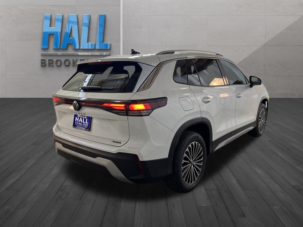 New 2026 White/off-white Volkswagen 2.0T SE image 5