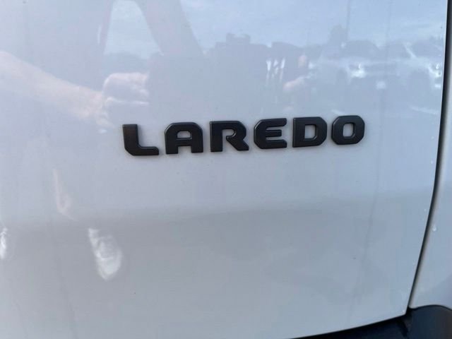 New 2026 Bright White Clearcoat Jeep Laredo image 22