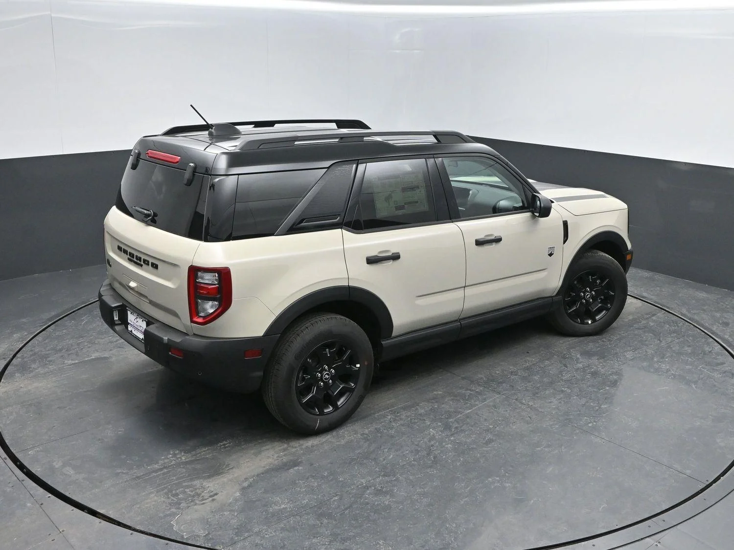 New 2025 Desert Sand Ford Big Bend® image 36