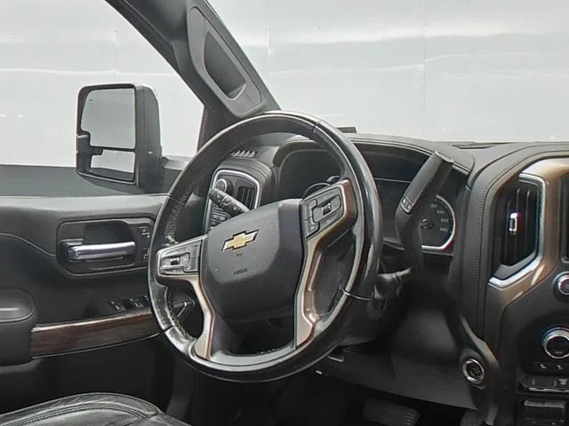 Used 2023 Black Chevrolet High Country image 35
