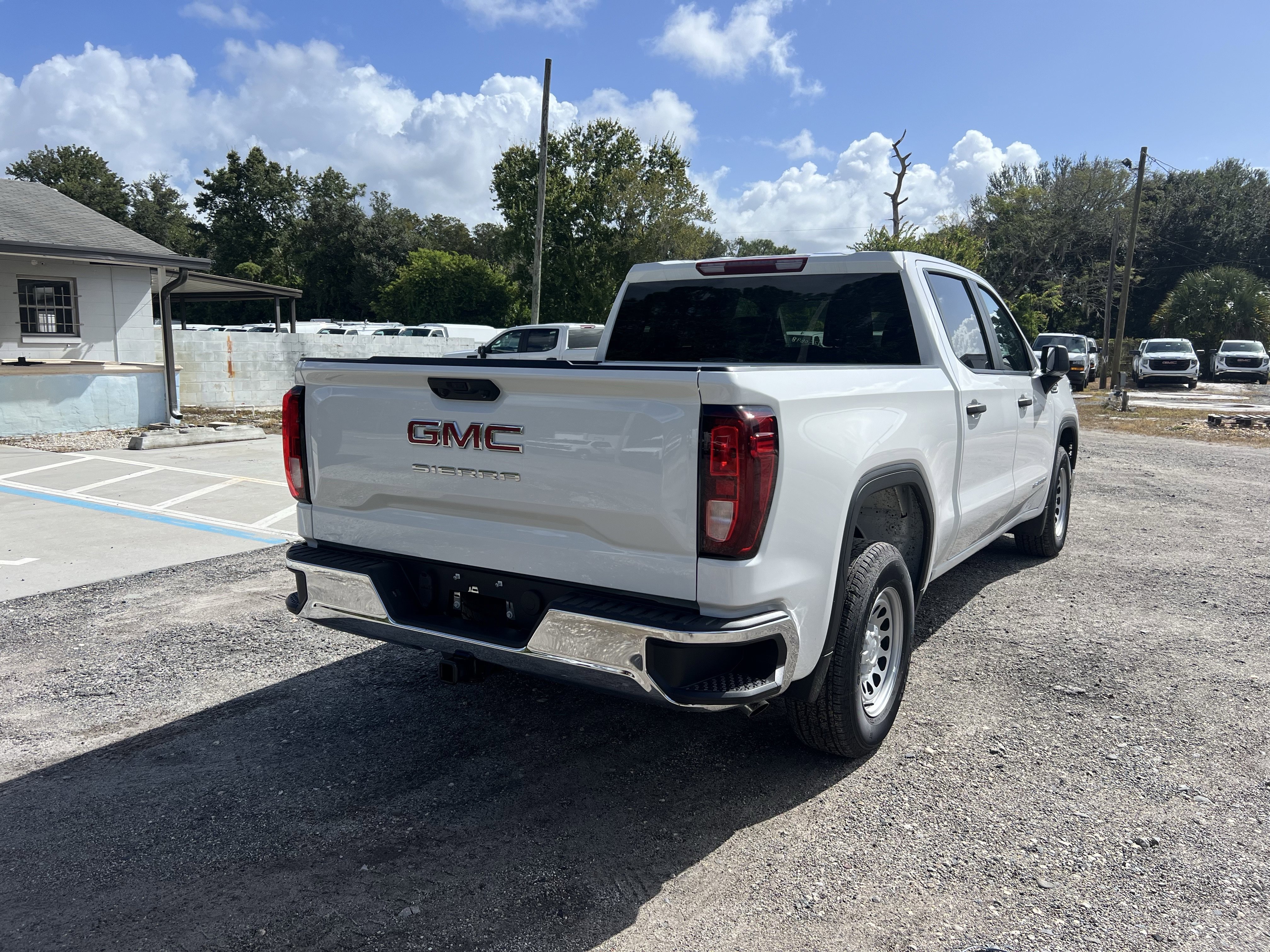 2025 GMC Sierra 1500 Pro - Photo 6