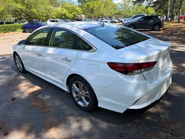 Used 2019 White Hyundai Limited image 3