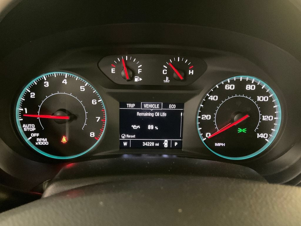 Used 2025 Summit White Chevrolet 1LT image 21