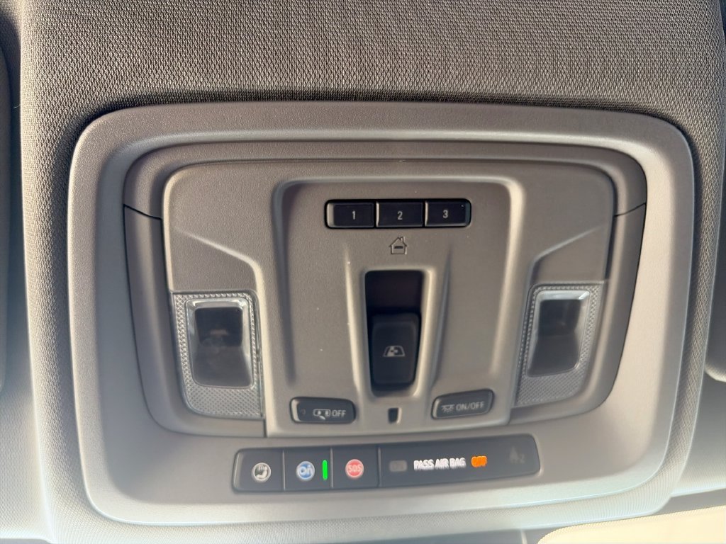 2022 Chevrolet Silverado 1500 LT - Photo 19