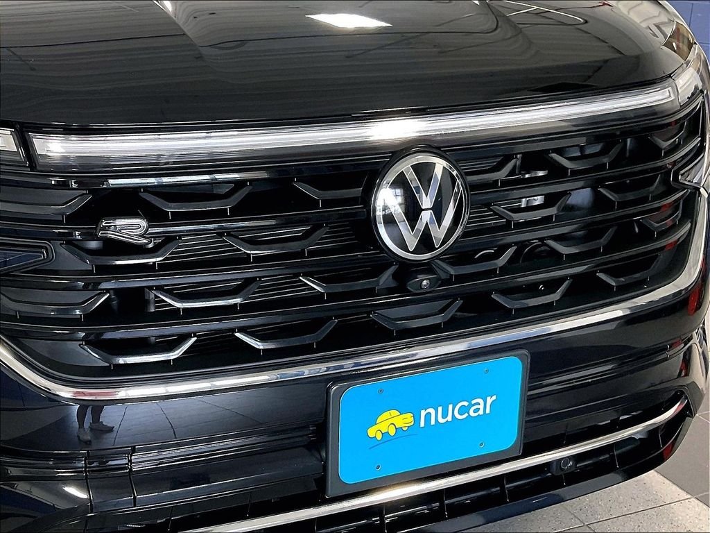 Used 2024 Black Volkswagen 2.0T SEL Premium R-Line image 33