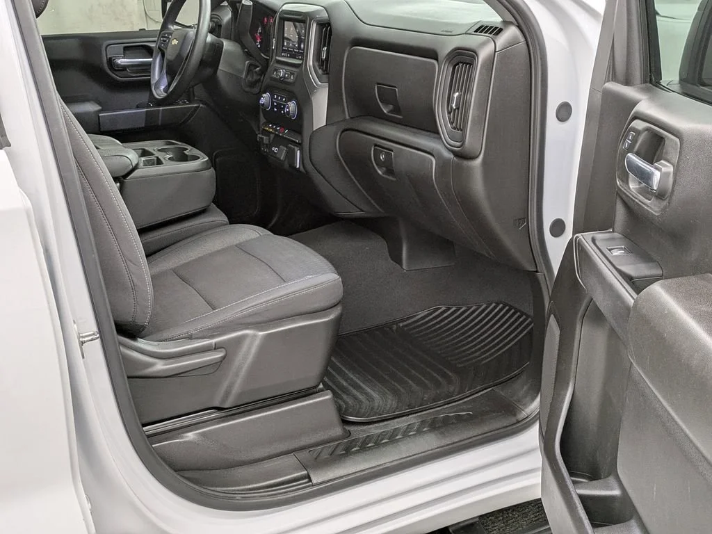 Used 2024 Summit White Chevrolet Custom image 20