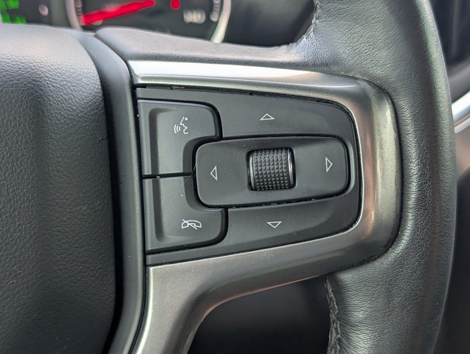 Used 2021 SUMMIT WHITE Chevrolet LT Trail Boss image 27
