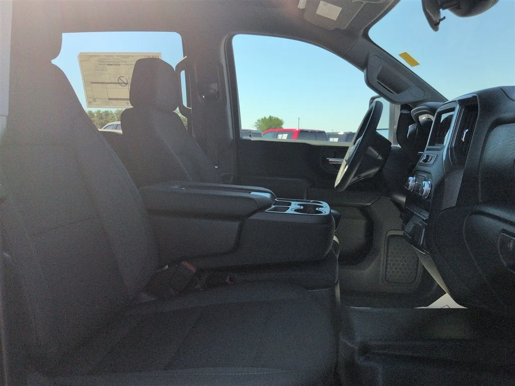 2026 GMC Sierra 3500 Chassis Cab Pro - Photo 51