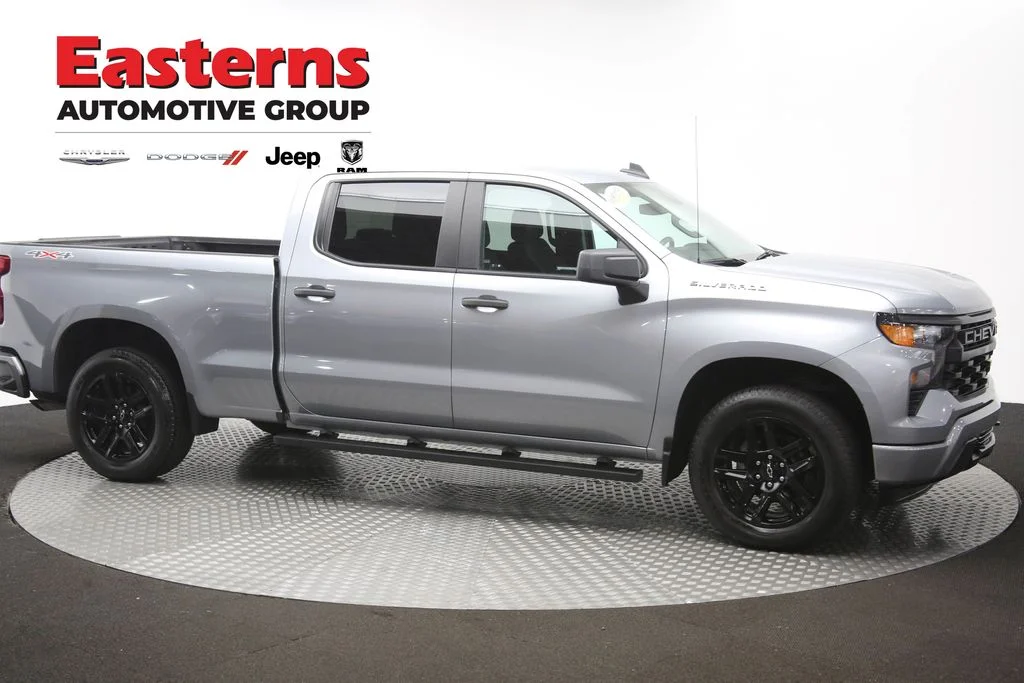 Used 2024 Gray Chevrolet Custom image 48