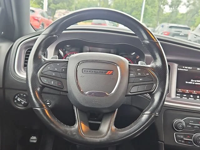 Used 2020 White Dodge SXT image 15