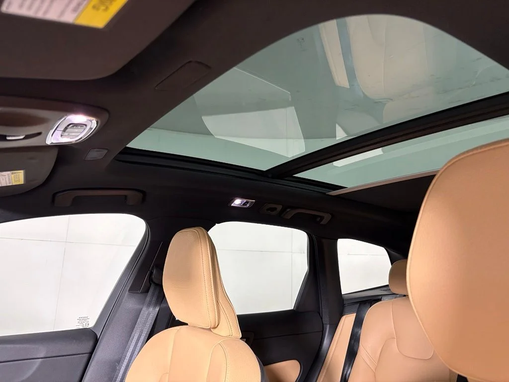 Used 2020 Gray Volvo T6 Inscription image 19