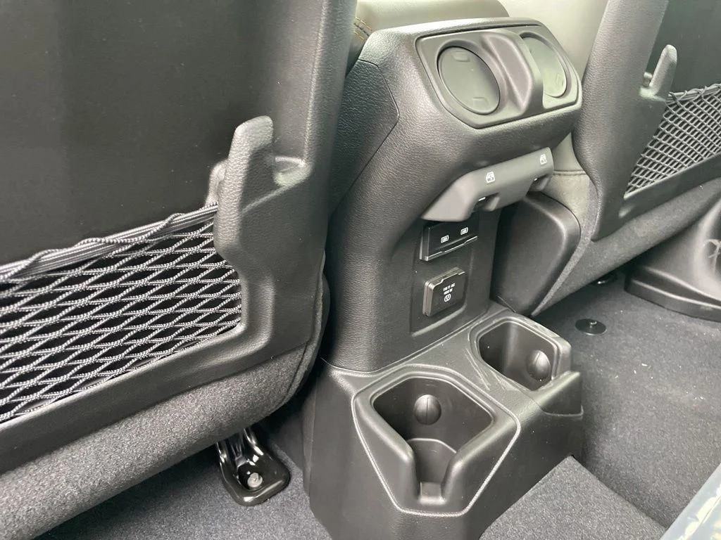 New 2026 Anvil Clear-Coat Exterior Paint Jeep Mojave X image 29