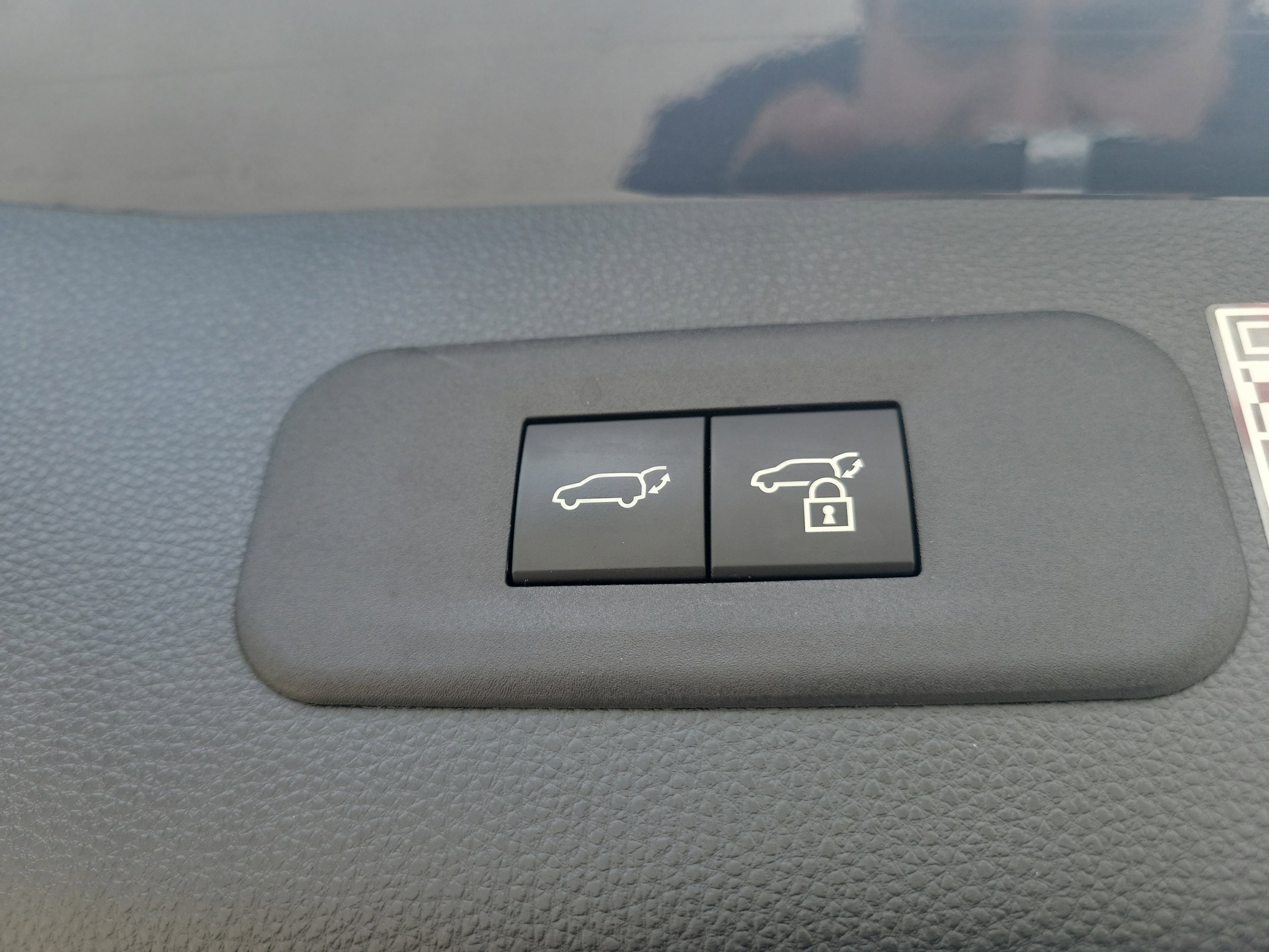 Certified Used 2025 Cloud Toyota XLE image 12