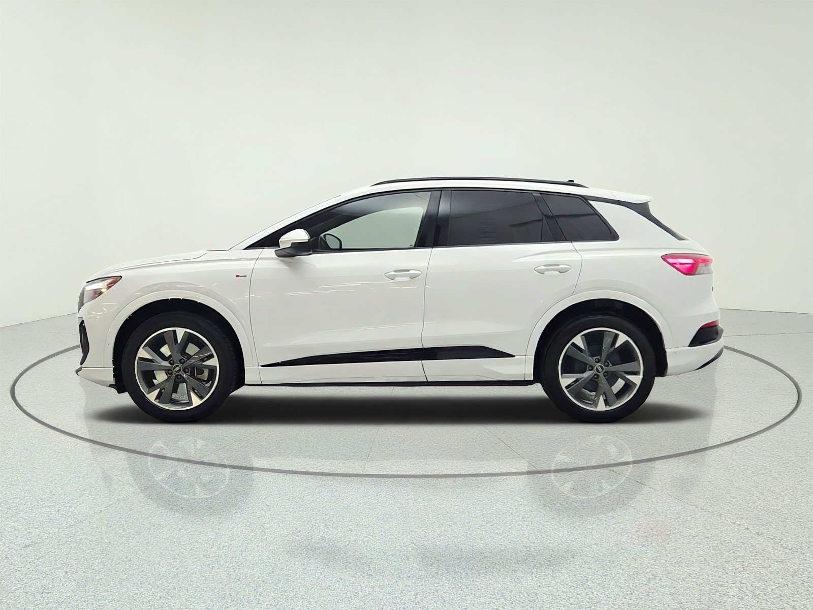 Used 2023 Glacier White Metallic Audi Premium Plus image 8
