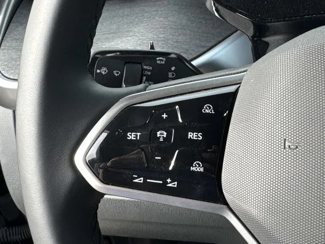2025 Volkswagen ID. Buzz PRO S - Photo 16