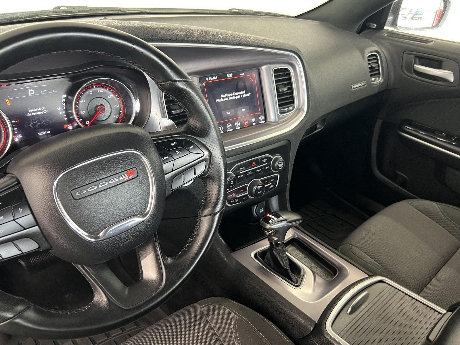 2019 Dodge Charger SXT - Photo 19