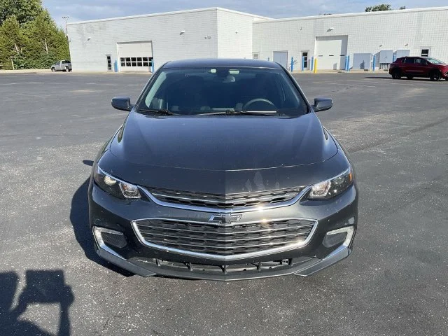 Used 2016 Gray Chevrolet LT image 2