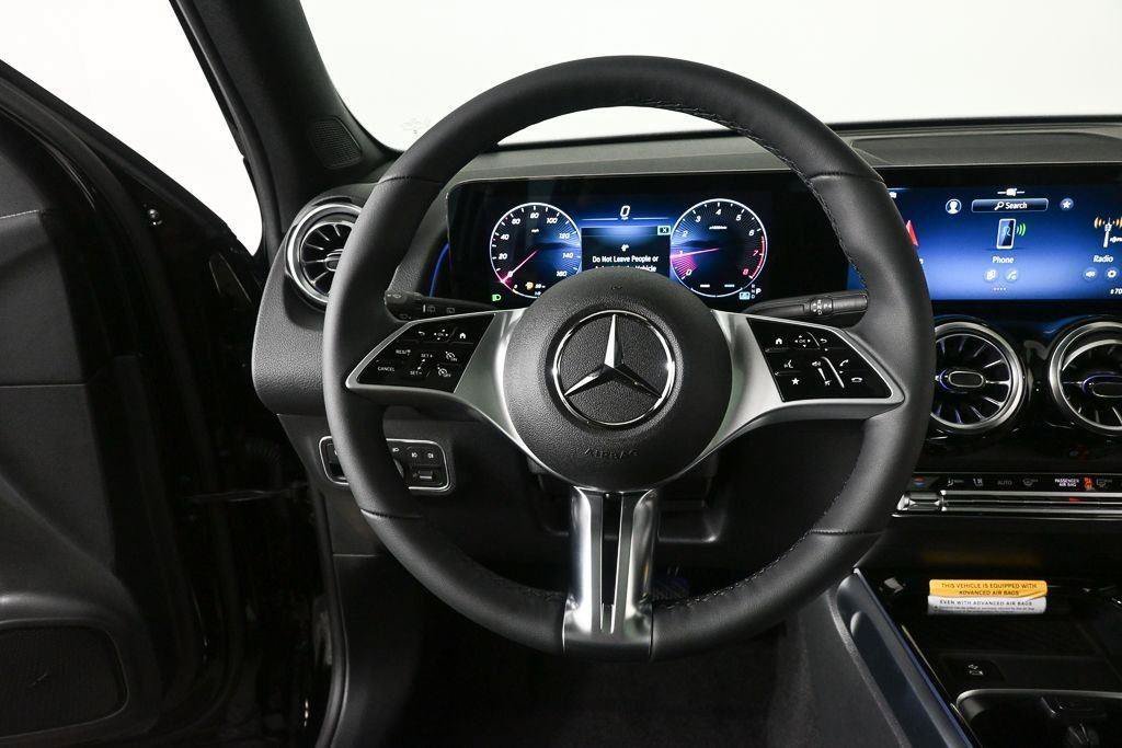 New 2026 Night Black Mercedes-Benz GLB 250 image 40