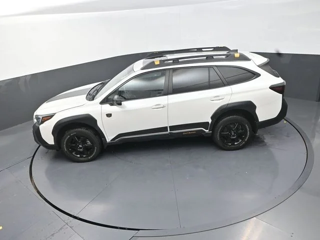Used 2022 White Subaru Wilderness image 26
