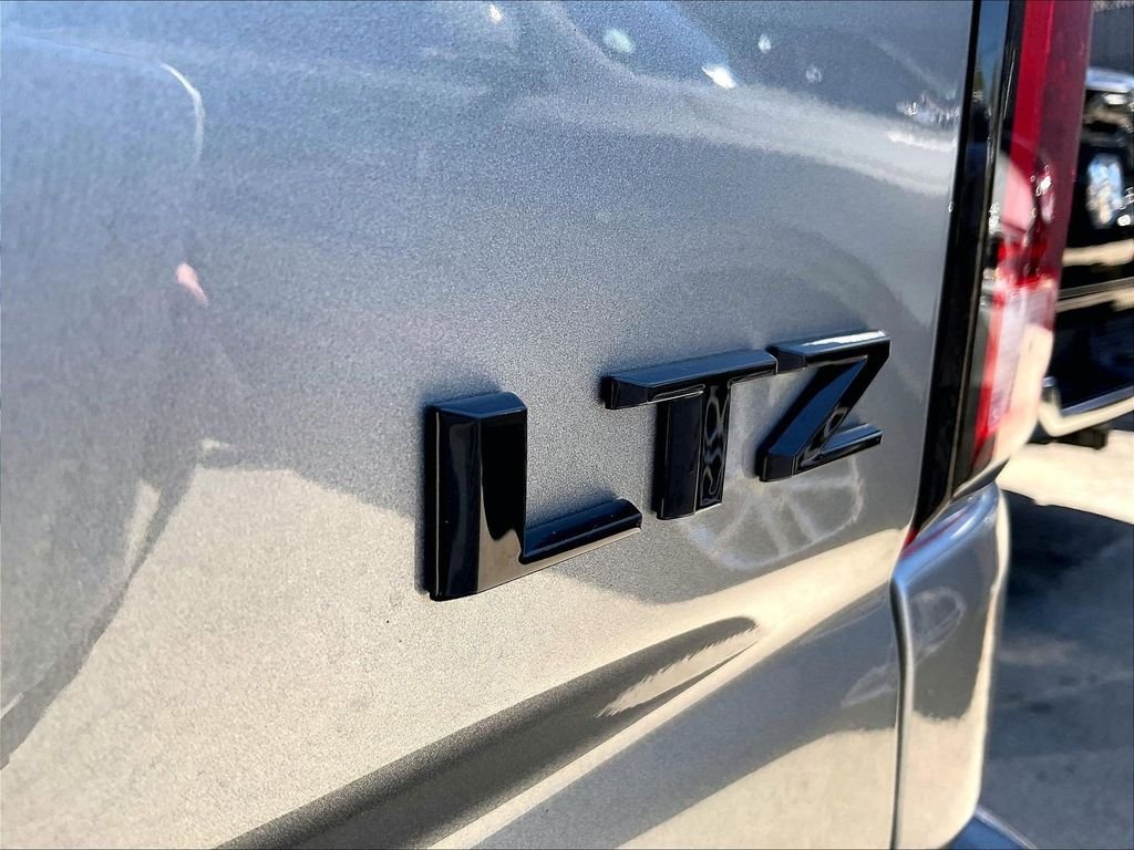 Used 2025 Gray Chevrolet LTZ image 29
