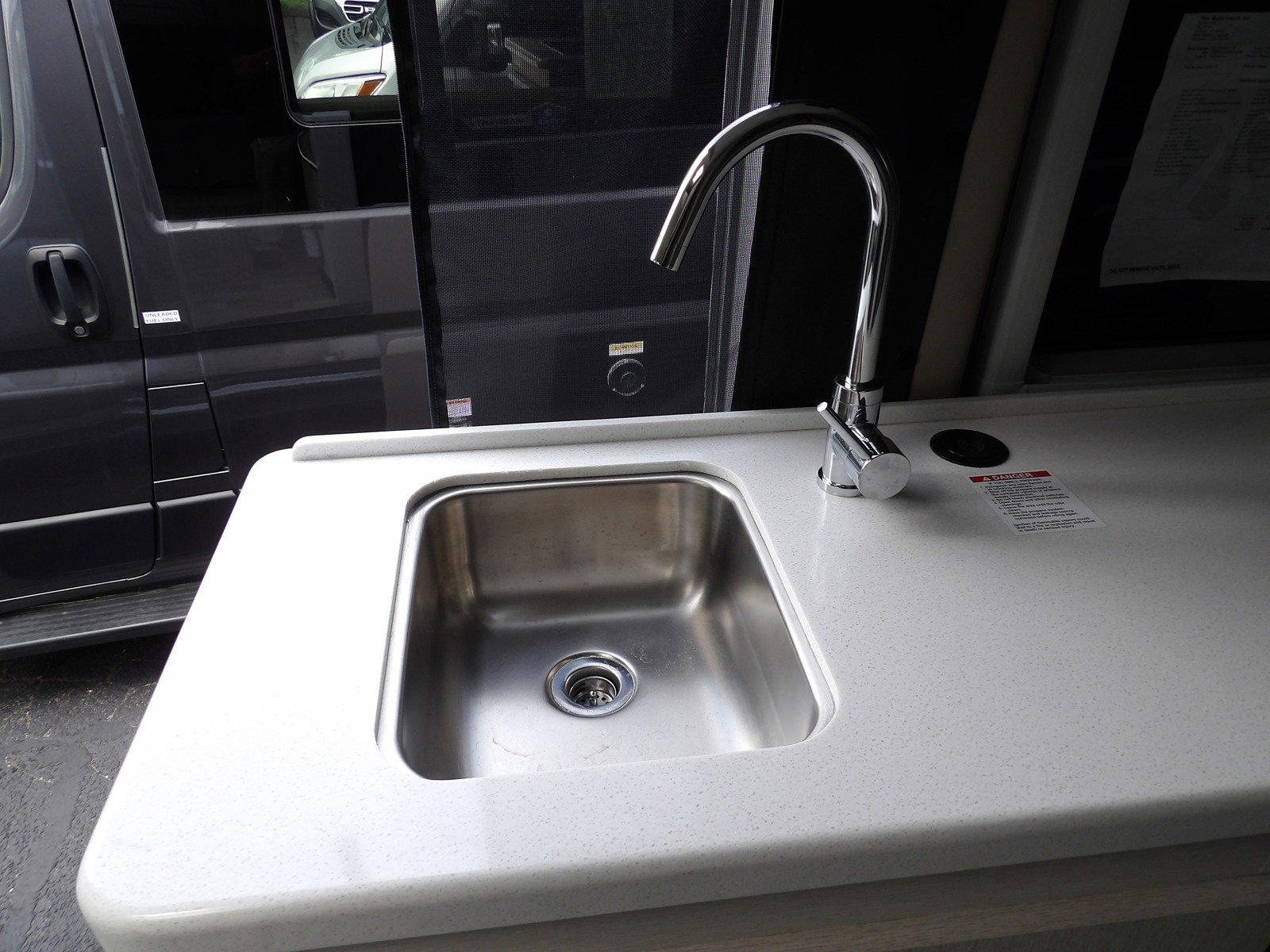 New 2025 Bright Silver Metallic Clearcoat Thor Motor Coach 20J image 7