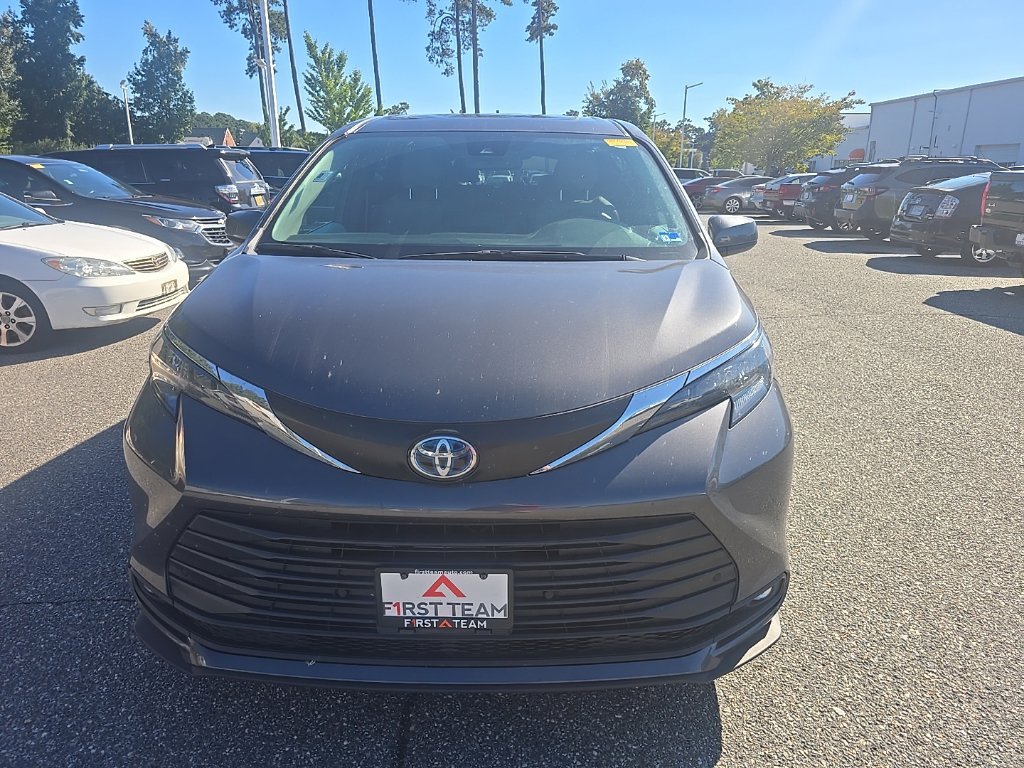 Used 2025 Gray Toyota XLE image 2