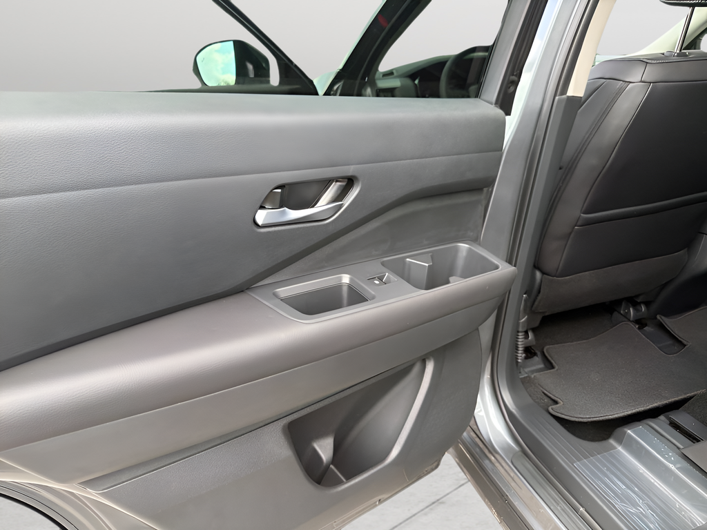 New 2026 Gray Nissan SL image 20