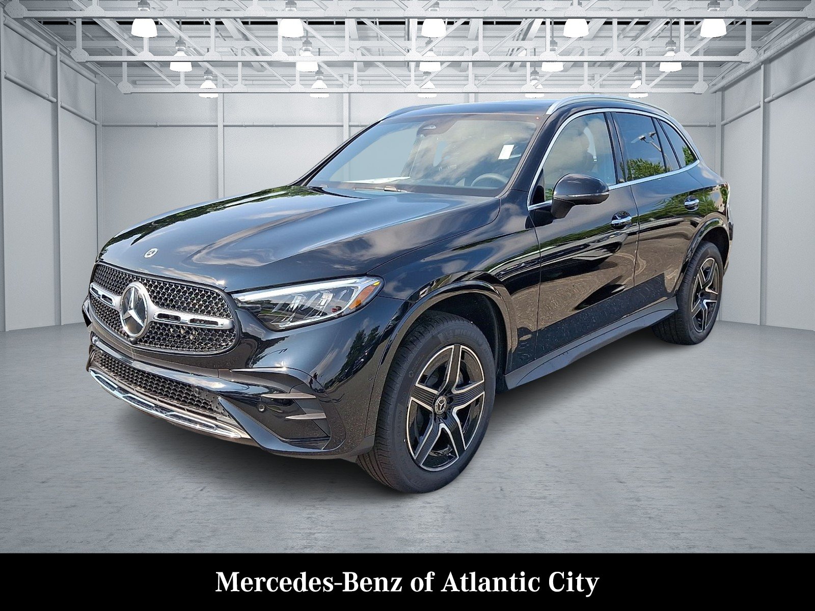 New 2026 Black Mercedes-Benz GLC 300 image 2