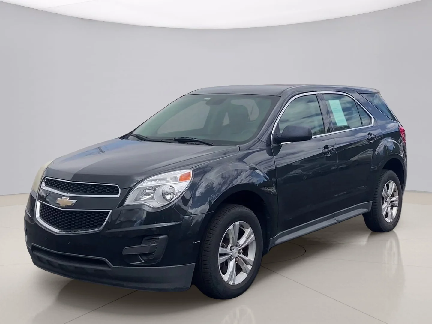 Used 2014 Gray Chevrolet LS image 1